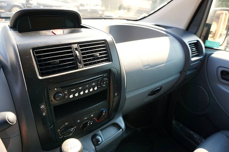 Citroën Jumpy (2009) 2.0 HDI 16V 88 kW - fotka 30 z 35