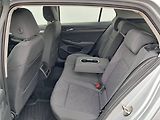 Volkswagen Golf (2022) LIFE 1.5 TSI / 96 kW M6 - náhled 20