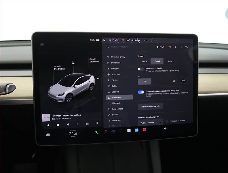 Tesla Model Y (2023) RWD LFP 60kWh, SoH 97% - fotka 25 z 33