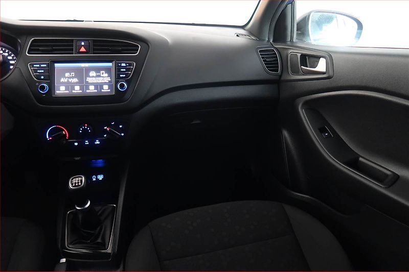 Hyundai i20 (2019) 1.2, ČR,1.maj, Serv.kniha - fotka 8 z 17