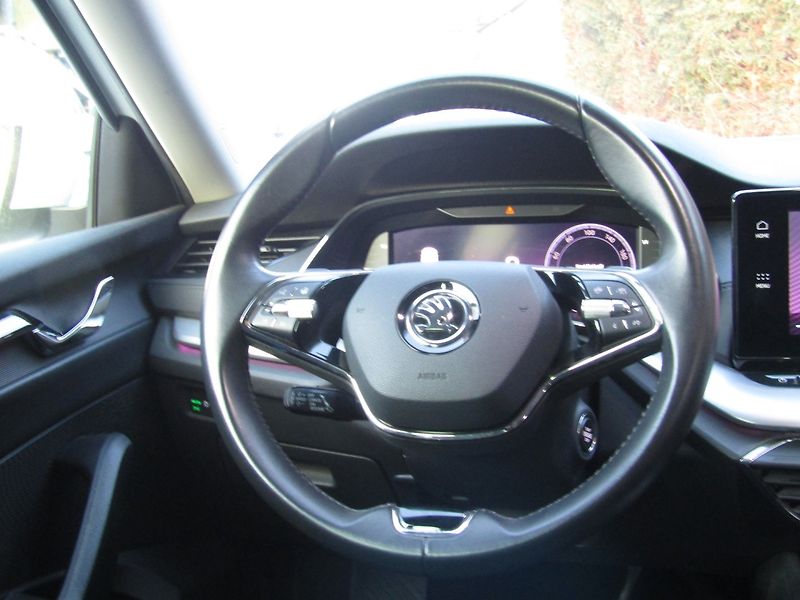 Škoda Octavia (2020) 2.0 TDI 110kW DSG ACC MATRIX - fotka 16 z 43