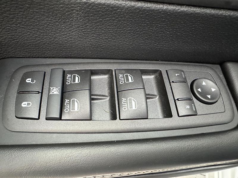 Chrysler Pacifica Grand Caravan SXT - fotka 28 z 57