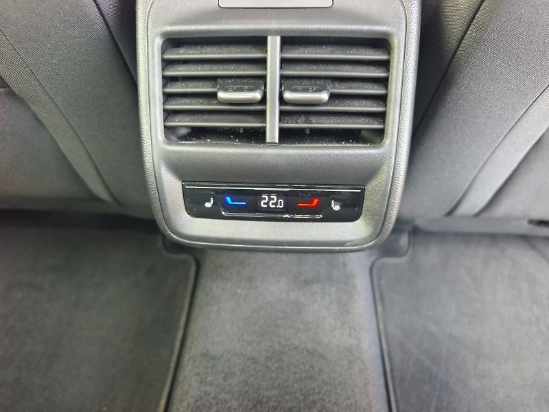 Škoda Superb (2025) SELEC TD 110/2.0 A7F - fotka 10 z 34