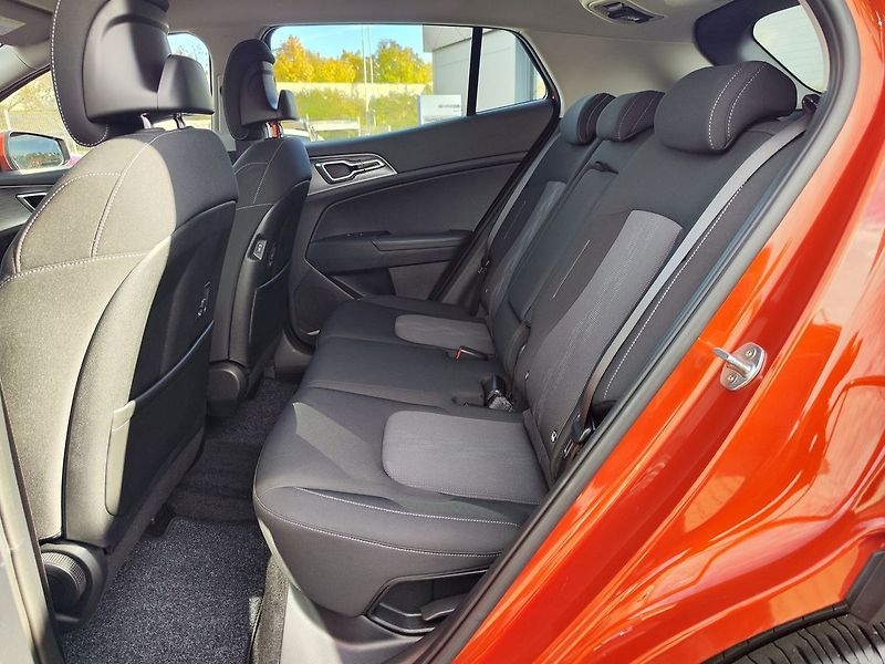 Kia Sportage 1.6 T-GDI/110kW Exclusive - fotka 12 z 33
