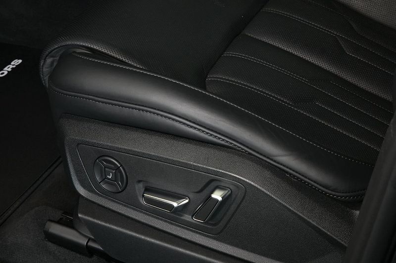 Audi e-tron 55 300kW NightV B&O HUD ZÁRUKA - fotka 23 z 46