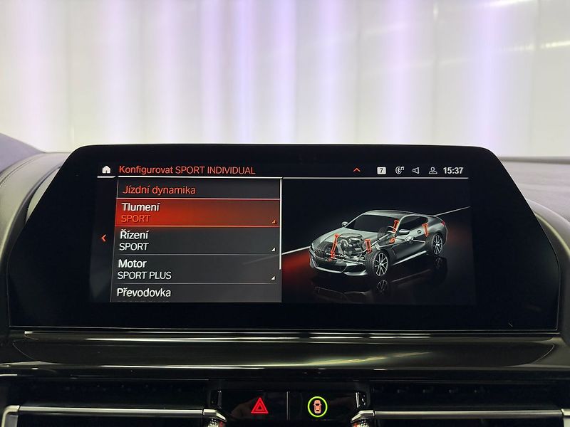 BMW Řada 8 M850i xDrive INDIVIDUAL LASER, - fotka 24 z 32