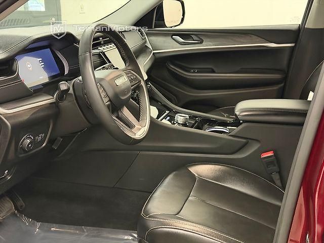 Jeep Grand Cherokee (2023) Limited 3.6 V6, 300Hp, 2023 - fotka 18 z 30