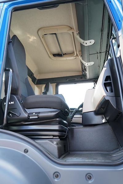 MAN TGS (2019) 33.360  / 6 X 6  / E 6 / HAKOW - fotka 8 z 67