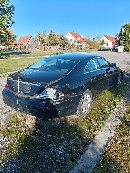 Mercedes-Benz CLS (2005) - fotka 2 z 3