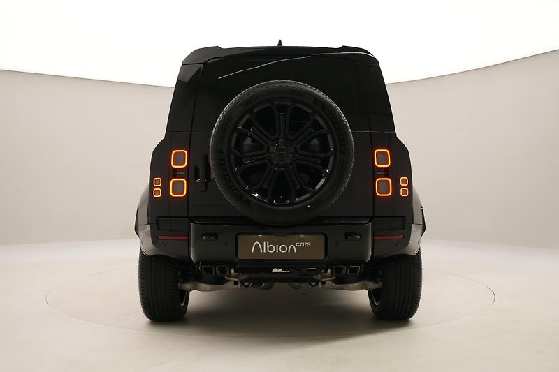 Land Rover Defender (2026) OCTA BLACK AWD AUT - fotka 11 z 82