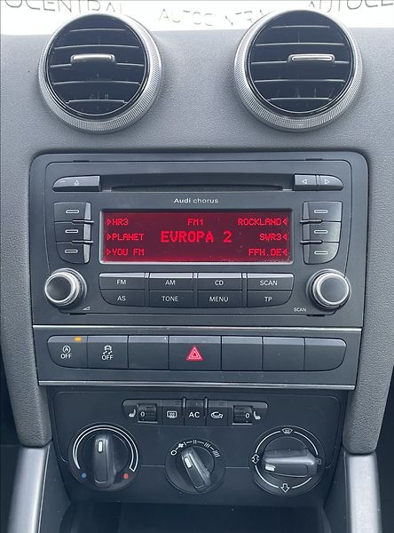 Audi A3 1,2 TFSI Sportback 77kw servis - fotka 15 z 23