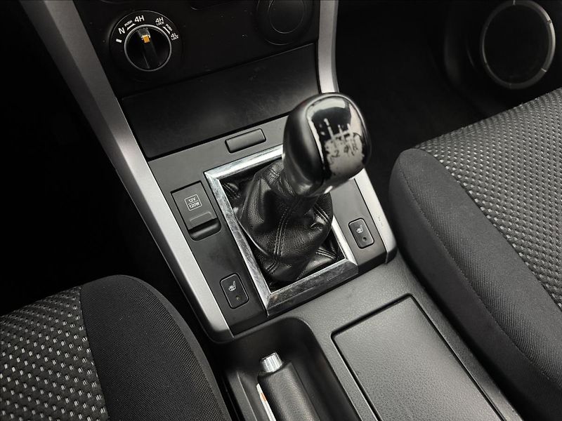 Suzuki Grand Vitara 1,9 4X4 TAŽNÉ CZ VELKÝ SERVIS - fotka 15 z 26