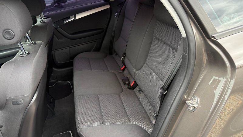Audi A3 (2010) 1.4TFSi 92kW REZERVOVANO - fotka 17 z 22