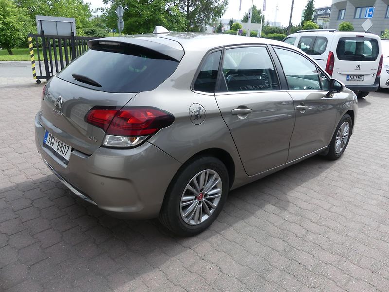 Citroën C4 (2016) 1,2 PureTech 110 MAN5 - fotka 5 z 18