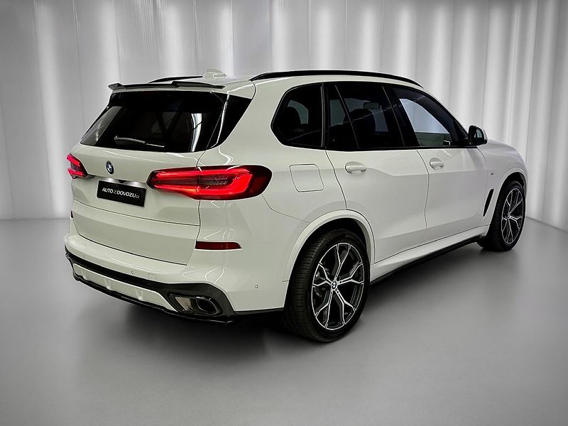 BMW X5 40d xDrive M-PAKET, LED. DRIVE - fotka 7 z 29