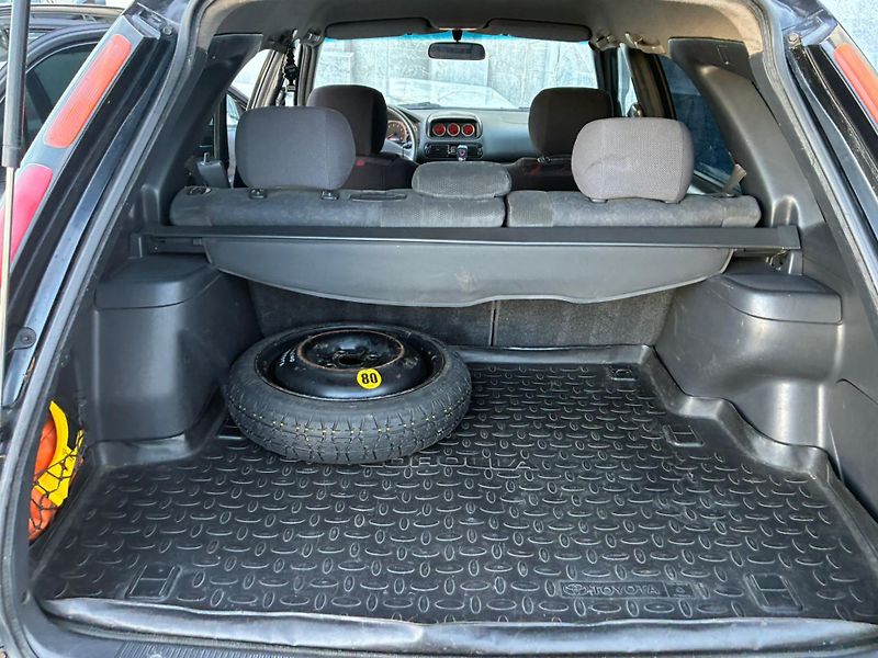 Toyota Corolla (2000) 1.4 LPG, 71KW - fotka 10 z 15