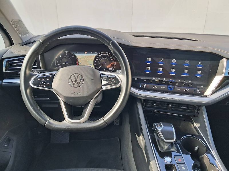 Volkswagen Touareg (2021) ELEGANCE V6 3.0 TDI / 210 kW 4 - fotka 5 z 35