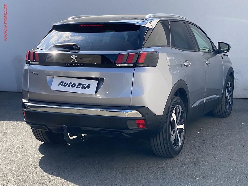 Peugeot 3008 (2020) 1.2PT, Crossway, AT, TZ, navi - fotka 4 z 20