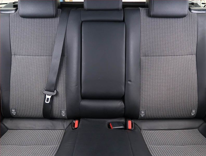 Toyota Auris (2018) Executive Hybrid, Automat, ČR - fotka 10 z 24