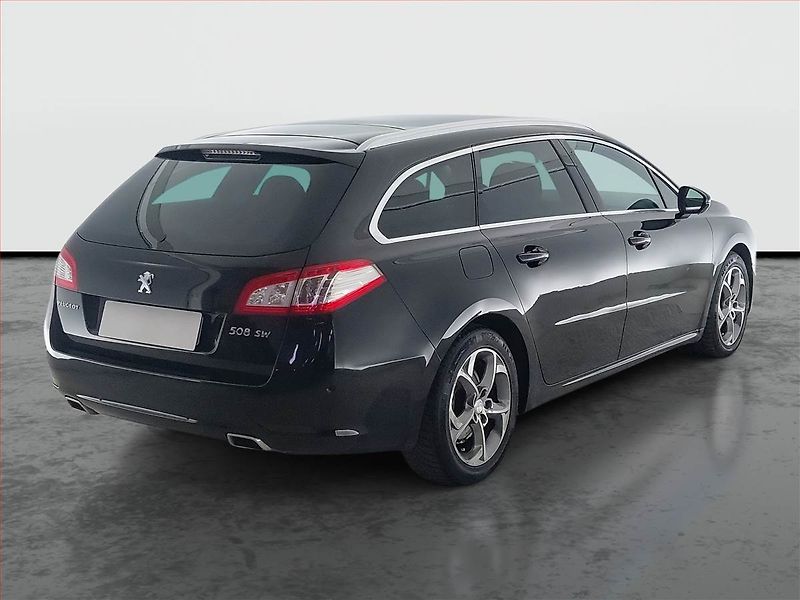 Peugeot 508 (2011) 2.0 HDi, Xenony, Tempomat - fotka 5 z 18