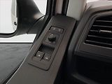 Volkswagen Transporter (2018) 2.0 TDI, Bus, 8Míst, ČR, DPH - náhled 14