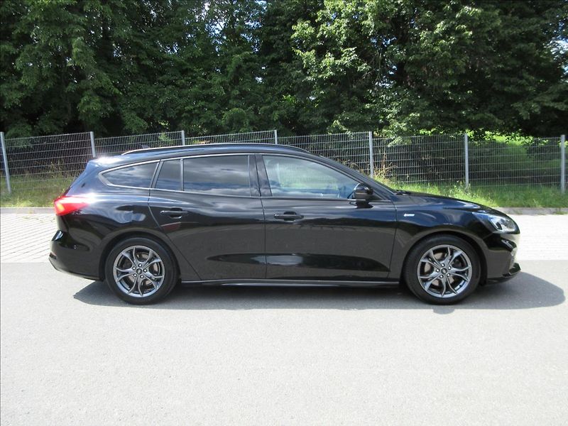 Ford Focus 1,5 i 133Kw, ST Line, Nové ČR - fotka 10 z 29