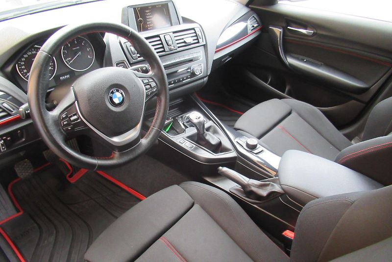 BMW Řada 1 116d 2.0D AUT. KLIMA XENONY - fotka 9 z 22