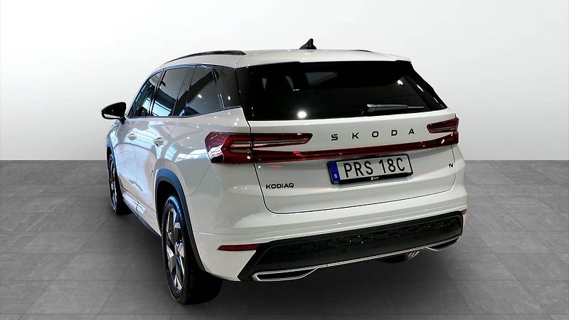 Škoda Kodiaq iV Sportline Pano HuD Canton T - fotka 4 z 13