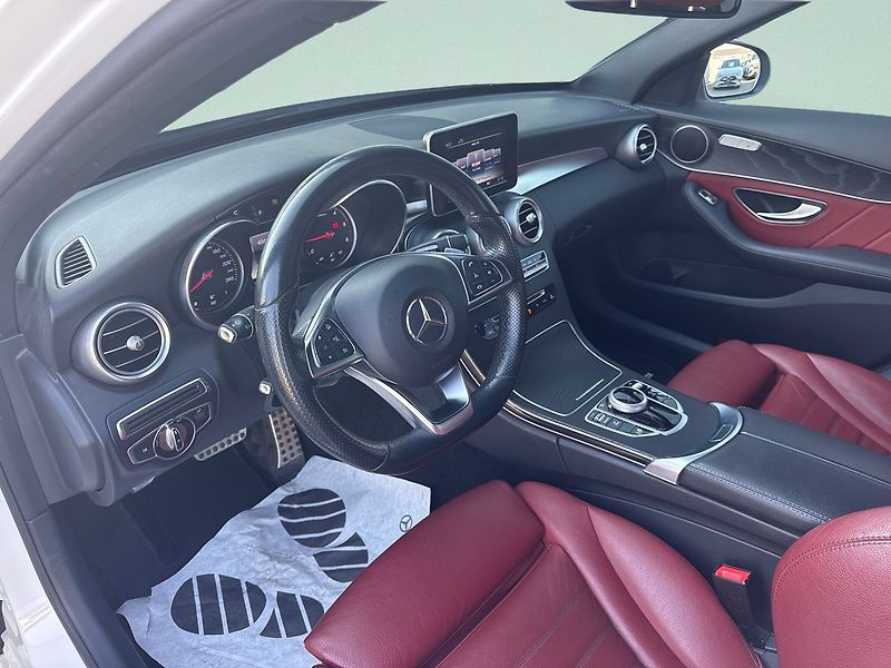 Mercedes-Benz Třídy C AMG paket C 250d 4M - fotka 9 z 19