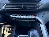 Peugeot 3008 (2022) ALLURE 1.5BHDI 96kW CZ DPH  - náhled 10