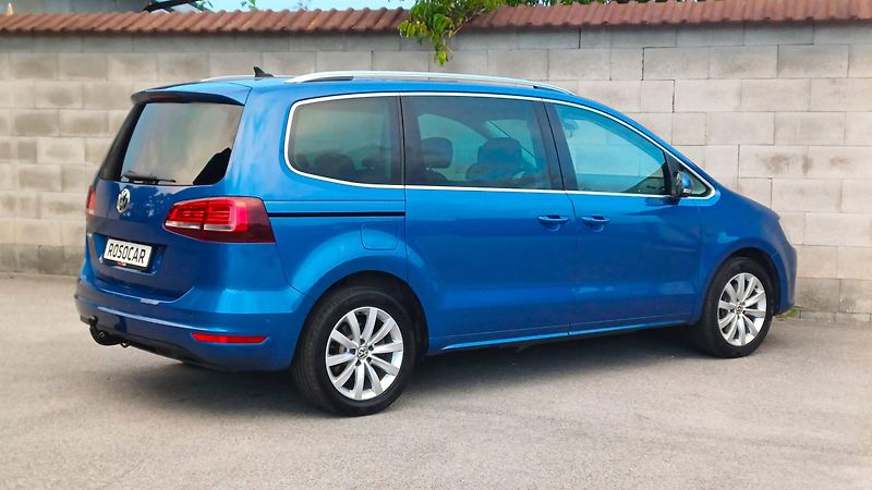 Volkswagen Sharan 130kW 7míst PANO WEBASTO 1.ČR - fotka 4 z 21