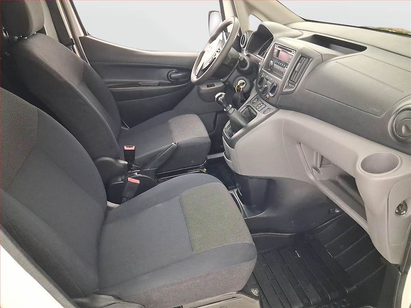 Nissan NV200 (2019) 1.5 dCi, ČR, 1Maj - fotka 9 z 14
