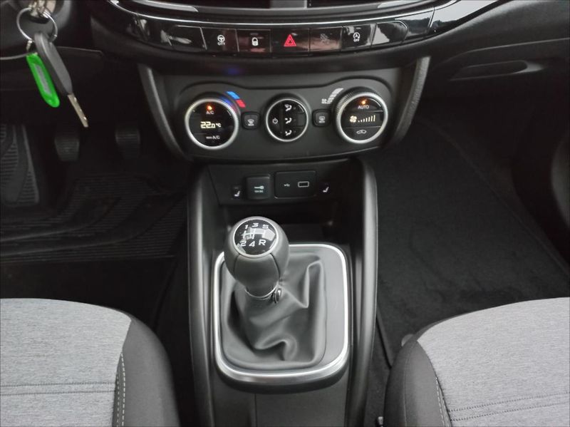 Fiat Tipo 1,0 FireFly 100k  SW Cross Hig - fotka 12 z 14