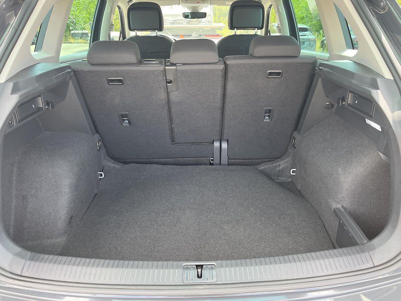 Volkswagen Tiguan 2,0TDI 147kW 4MOTION DSG Busin - fotka 22 z 24