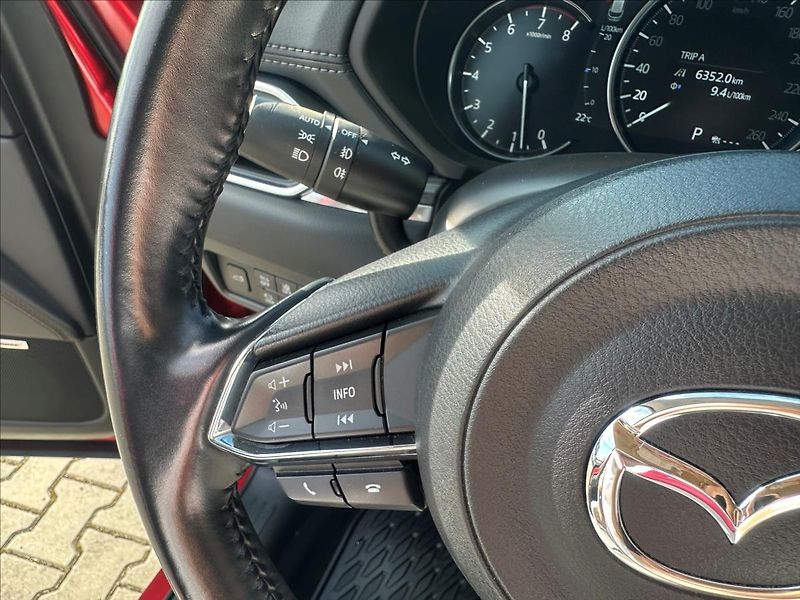 Mazda CX-5 2,5 G194 AWD AT Revolution Top - fotka 17 z 31