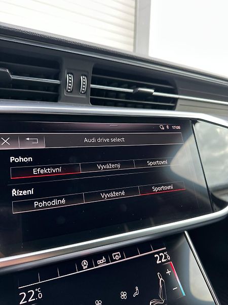 Audi A6 (2019) MILD-HYBRID 40 TDI ATTRACTION - fotka 29 z 31
