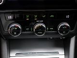Škoda Octavia 1,6 TDI Ambition LED Navi - náhled 22