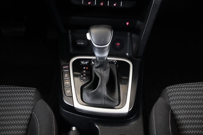 Kia Ceed - fotka 22 z 24