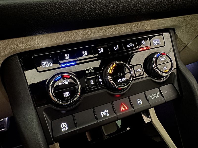 Škoda Kodiaq 2,0 TDi  DSG 4x4 L&K Virtual A - fotka 44 z 50