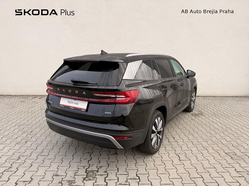 Škoda Kodiaq (2025) Exclusive Selection 2,0 TDI 14 - fotka 2 z 37
