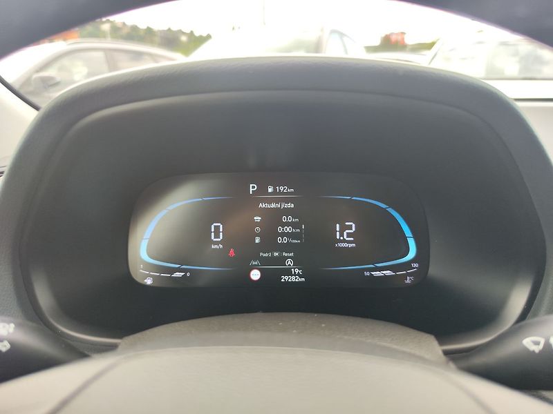 Hyundai i30 1.0 T-GDI/74kW Smart DCT - fotka 13 z 31