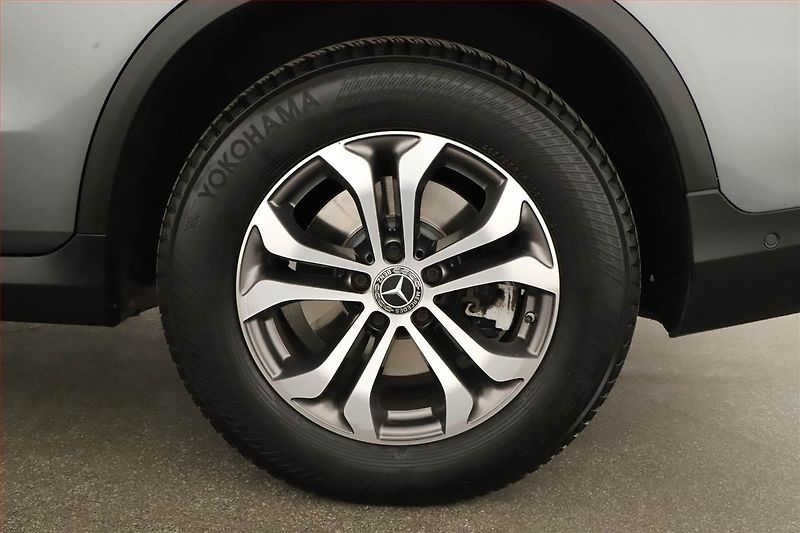 Mercedes-Benz GLC (2017) 220 d 4MATIC - fotka 12 z 21