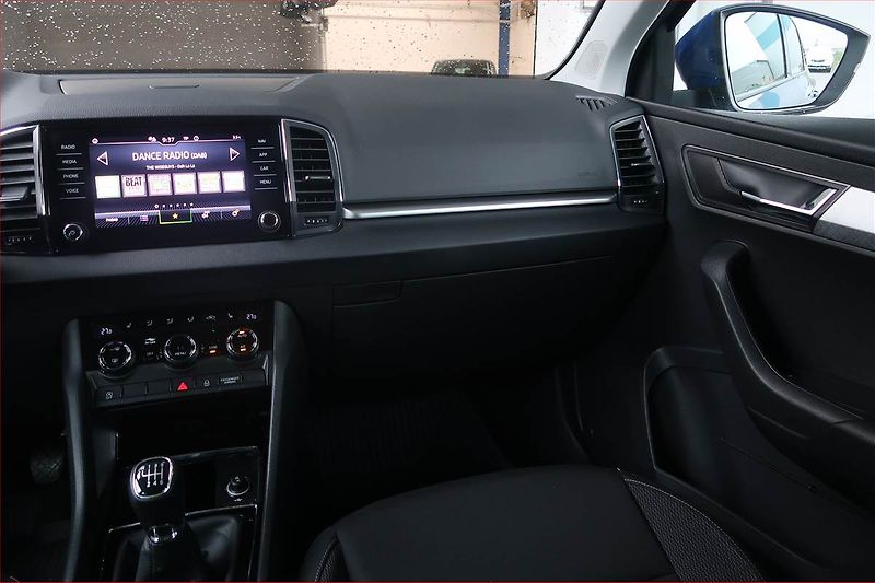 Škoda Karoq (2023) 2.0 TDI, Navi, Tempomat - fotka 8 z 15