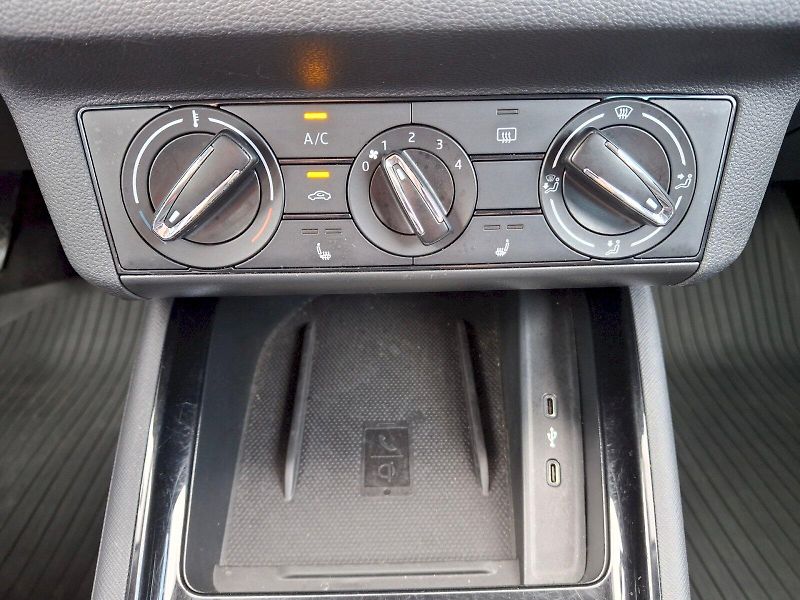 Škoda Scala (2022) Ambition 1,0TSi 81kW - fotka 26 z 34