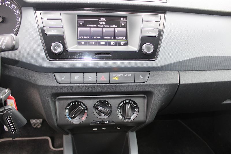 Škoda Fabia (2016) 1,2TSI KLIMA EL.OKNA ALUKOLA - fotka 14 z 17