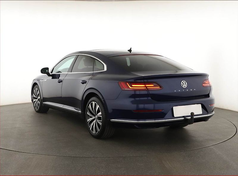 Volkswagen Arteon (2018) 2.0 TDI - fotka 4 z 21