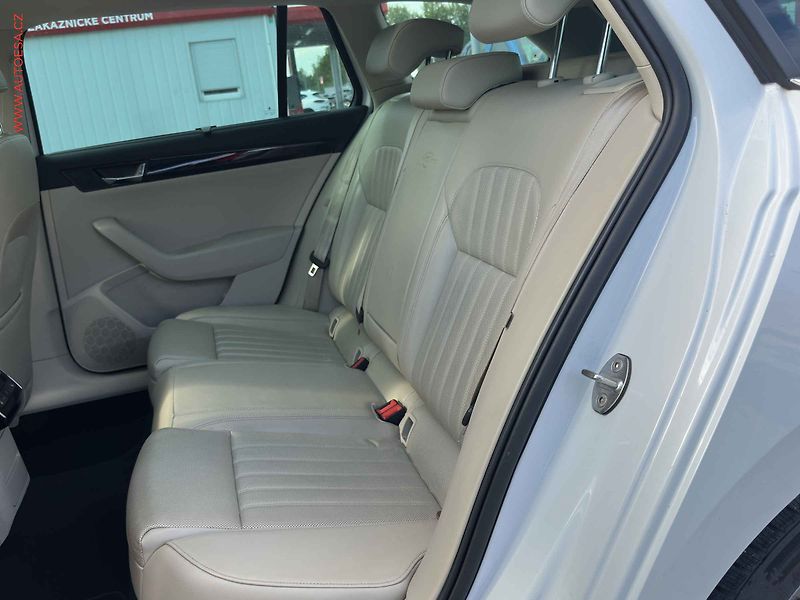 Škoda Superb (2016) 2.0TSi 4x4, ČR, DSG, bixen - fotka 10 z 26