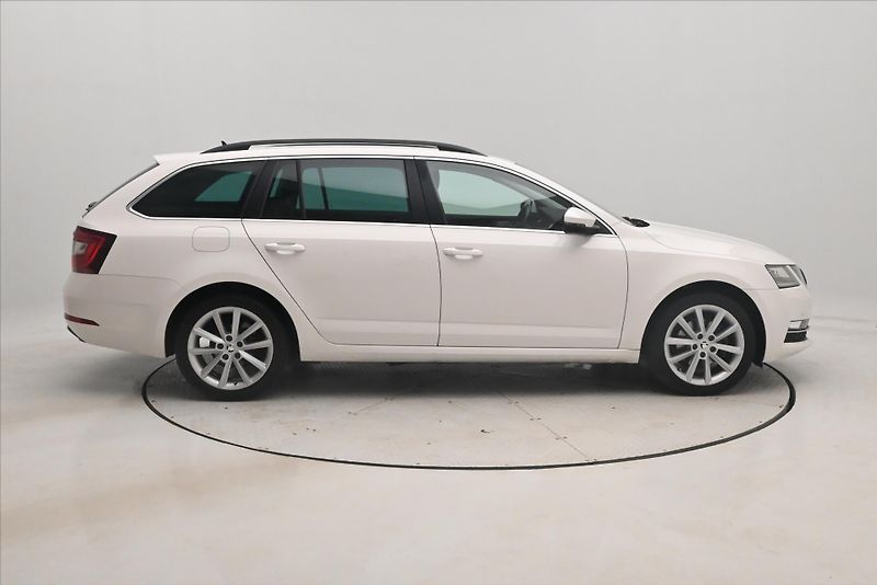 Škoda Octavia 1,5 TSI 110kW Style Záruka až - fotka 4 z 29