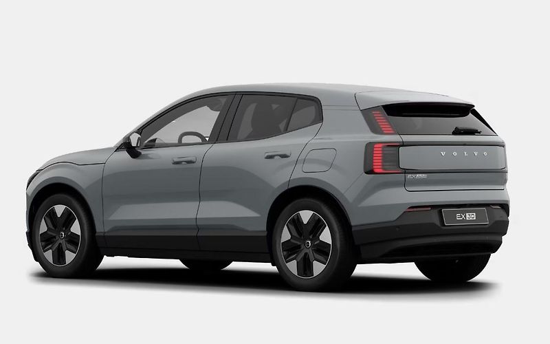 Volvo EX30 (2026) P5 LONG RANGE ELECTRIC PLUS - fotka 6 z 11