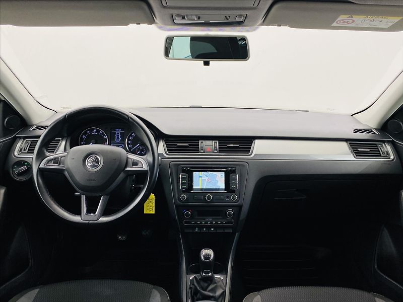 Škoda Rapid 1,2 TSI 77 kW Ambition - fotka 9 z 25